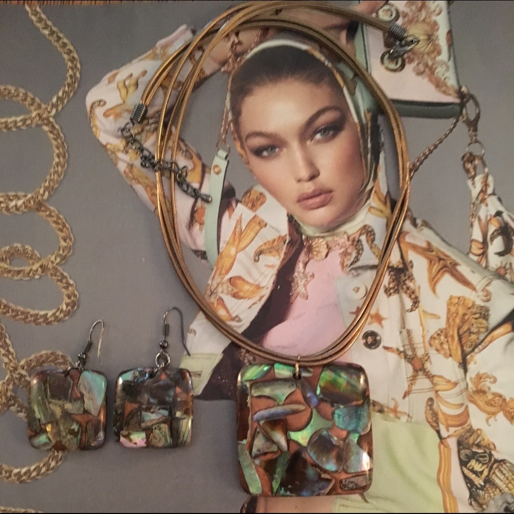 Abstract Multicolor Albacore Lucite Necklace Set - image 1